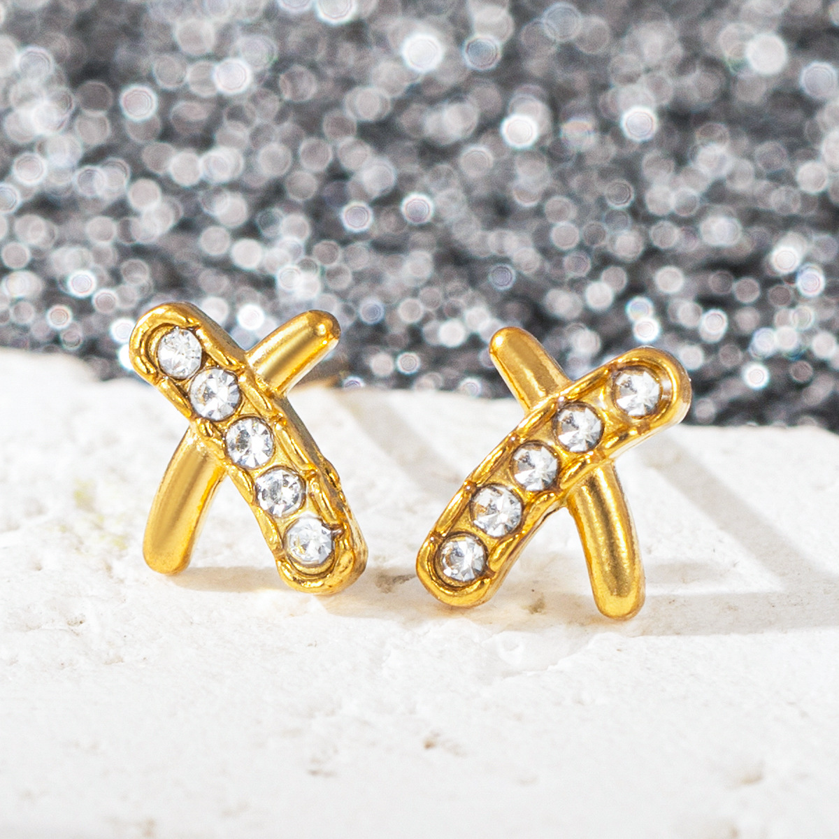 5g Weight 304 Stainless Steel Ear Needle Material 18K Gold Plated Plating Material Ear Studs Classification 1 Pair Quantity Daily Occasion Titanium Steel Material U Shape, Four Leaf Clover, Heart Shape Pattern All Seasons Season Women's Gender Elegant Style 1 Pair Elegant U Shape Four Leaf Clover Heart Shape Titanium Steel 18K Gold Plated Ear Studs 21