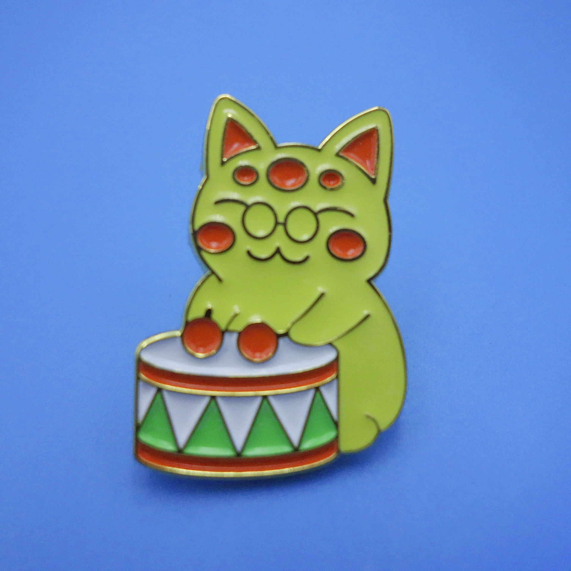 Металлические значки с героями мультфильмов, изготовленные на заказ, краска из цинкового сплава, аниме, планирование периферийных устройств для кино и телевидения, металлические сувениры