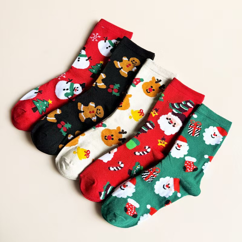 Autumn and winter trendy Christmas socks with Santa Claus, reindeer, snowman, gingerbread man cartoon designs, mid-calf socks for cross-border foreign trade Autumn and winter trendy Christmas socks with Santa Claus, reindeer, snowman, gingerbread man cartoon designs, mid-calf socks for cross-border foreign trade