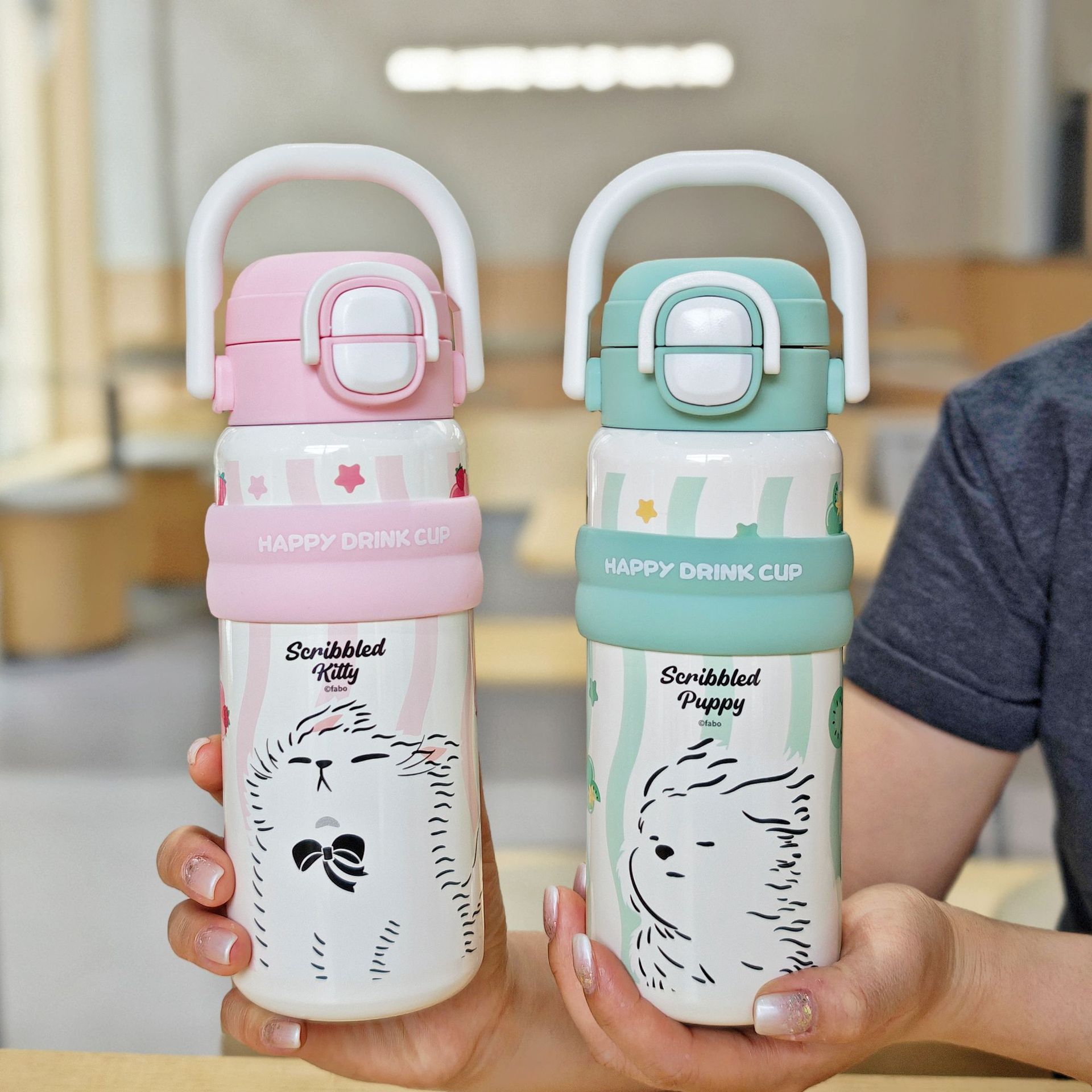 Taza termo portátil para niños para mujer 2025 nuevo estilo de alto valor para estudiantes varones que van a la escuela taza de bebida doble especial botella de agua portátil