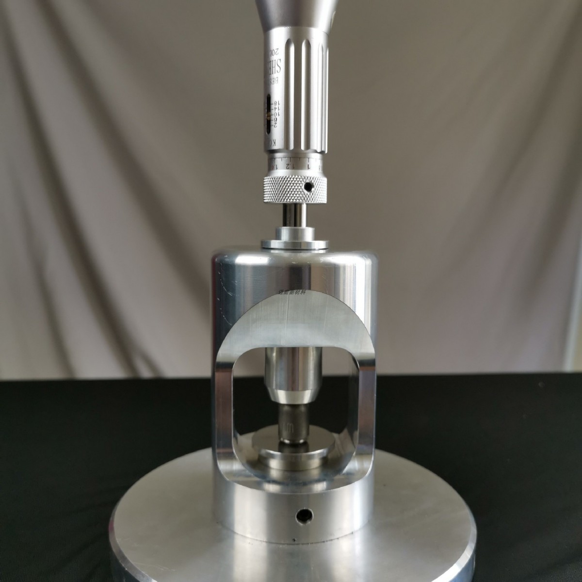 可重复使用高压坩埚密封压机耐驰TA PE DSC扭力压片机梅特勒