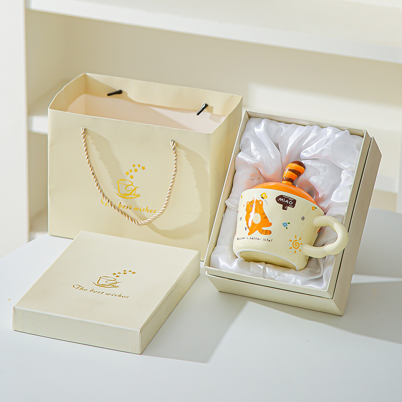 Divertido gato de dibujos animados tazas con cubierta de oficina adorable ins tazas de cerámica tazas de regalo creativas personales