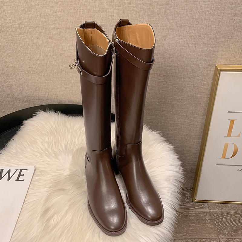Botas de mujer nuevas botas largas hasta la rodilla botas altas de otoño e invierno botas rectas tacón grueso hebilla de cinturón botas de caballero 272-6