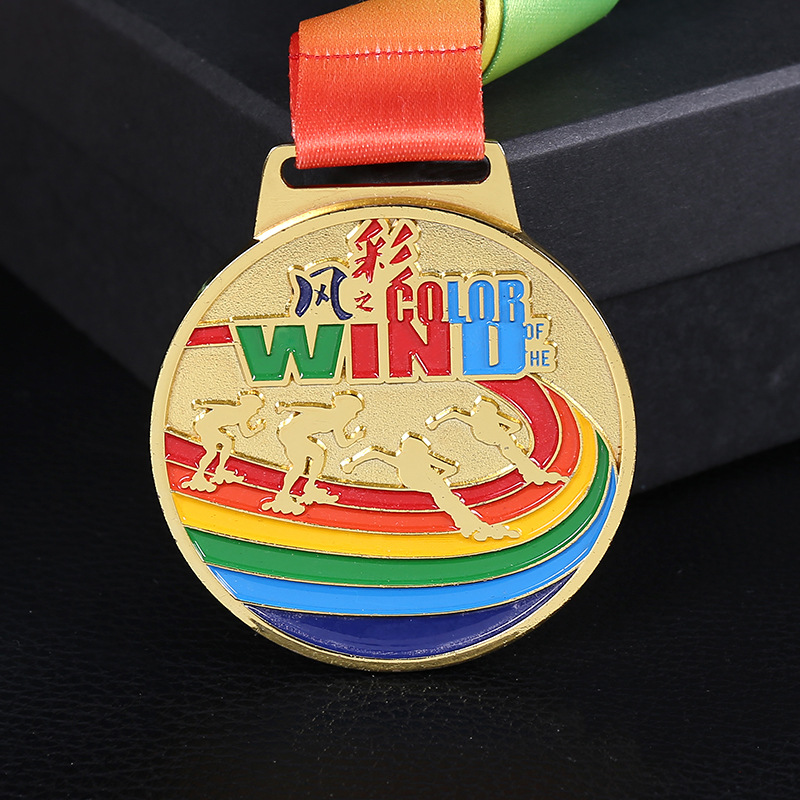 Venta al por mayor de oro y plata medalla de competencia de cobre maratón juegos de metal listado conmemorativo medalla personalización
