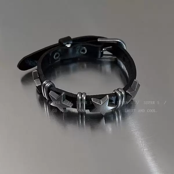 Dark Punk Y2K Five-Pointed Star Leather Strap Bracelet for Women Ins European and American Sexys Stacked Style Hip-Hop Bracelet Accessories