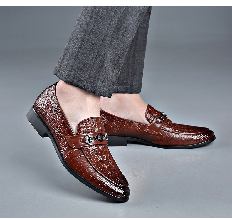 Classic men's crocodile leather shoes