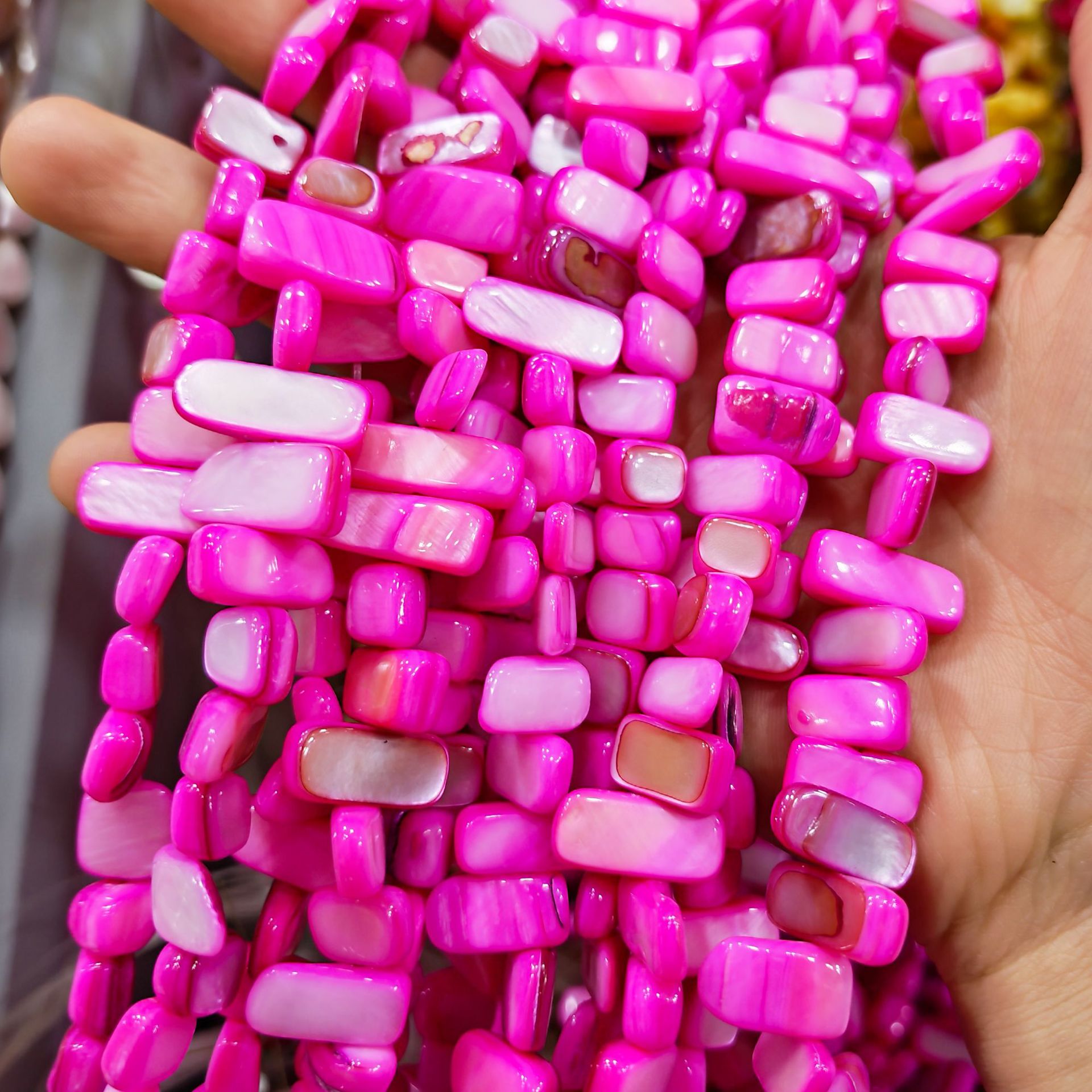 Conchas naturales de agua dulce, conchas irregulares, bloques de piedra triturada, cuentas sueltas, accesorios de joyería de bricolaje semiacabados