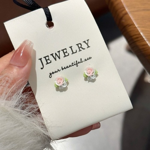 Pink Gradient Flower Ear Studs, Minimalist and Unique Floral Earrings, New Trendy Girl Student Ear Accessories for 2024