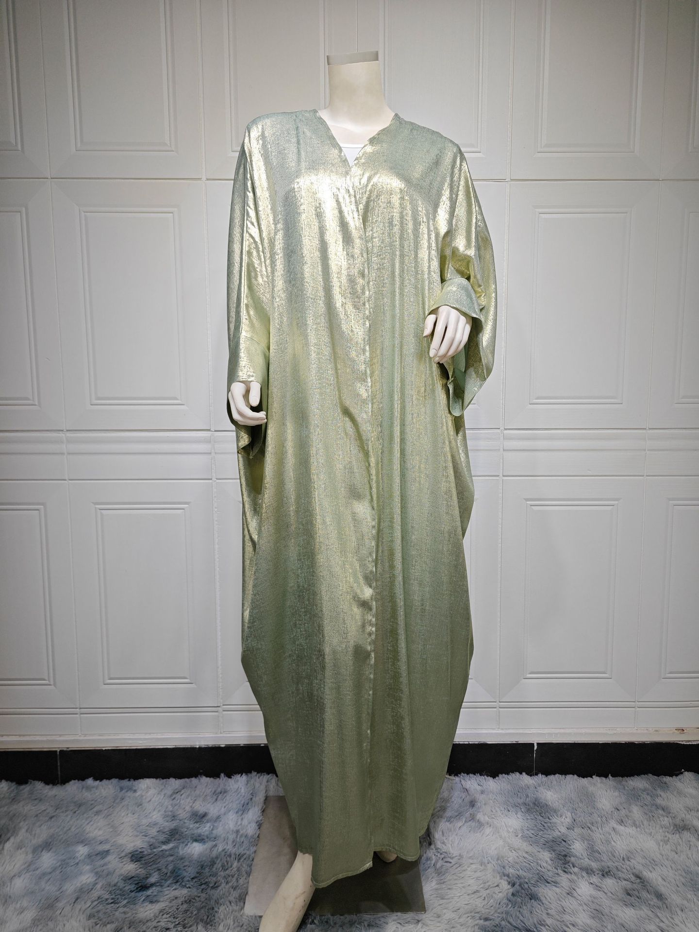 A008 Cross-border Middle East Dubai Muslim Fashion Women's Gold-Embossed Cardigan Robe_ecoleips.com