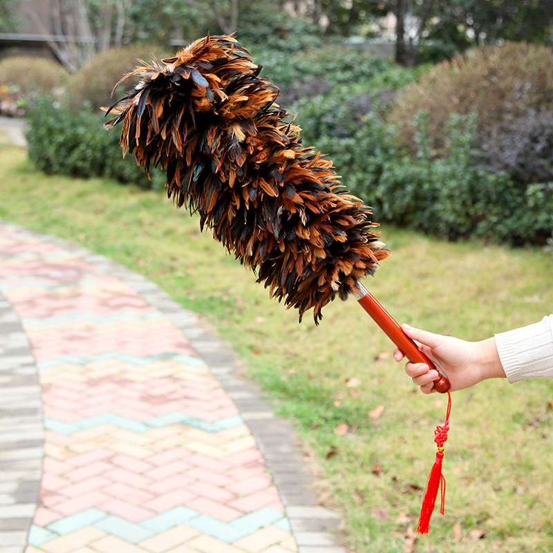 鶏の毛のはたきの古い自動車の家庭用のほこりを掃いて除塵して毛の天井の鶏の毛のはたきの長い竿を落として伸縮することができます。|undefined