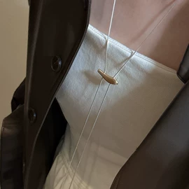 项链;耳环;耳钉