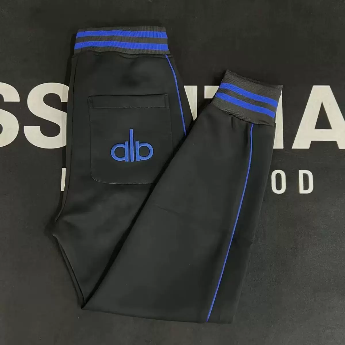 2025秋季新款潮牌休闲裤拼接条纹刺绣时尚小脚运动长裤时尚百搭男