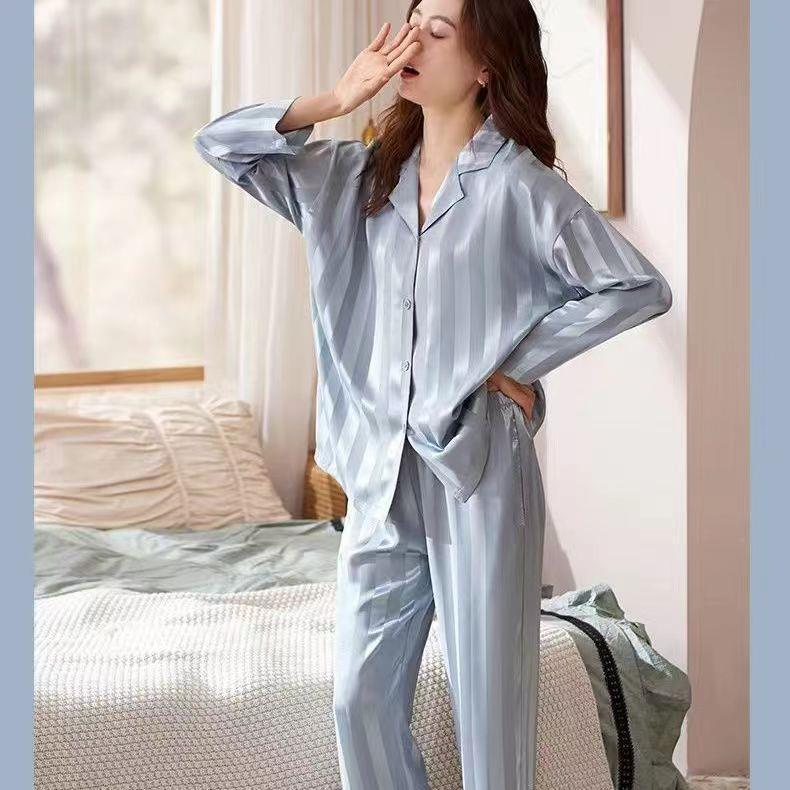Silk-like Pajamas 3
