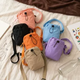 化妆包;托特包;休闲背包