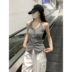 带胸垫甜辣挂脖背心女夏季2025新款V领单排纽扣外穿修身吊带上衣