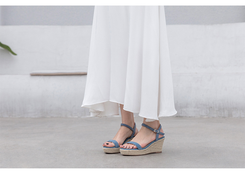 Sandal nữ quai ngang hở mũi gót cao 7 cm đế rơm — Màu đen chi tiết 11