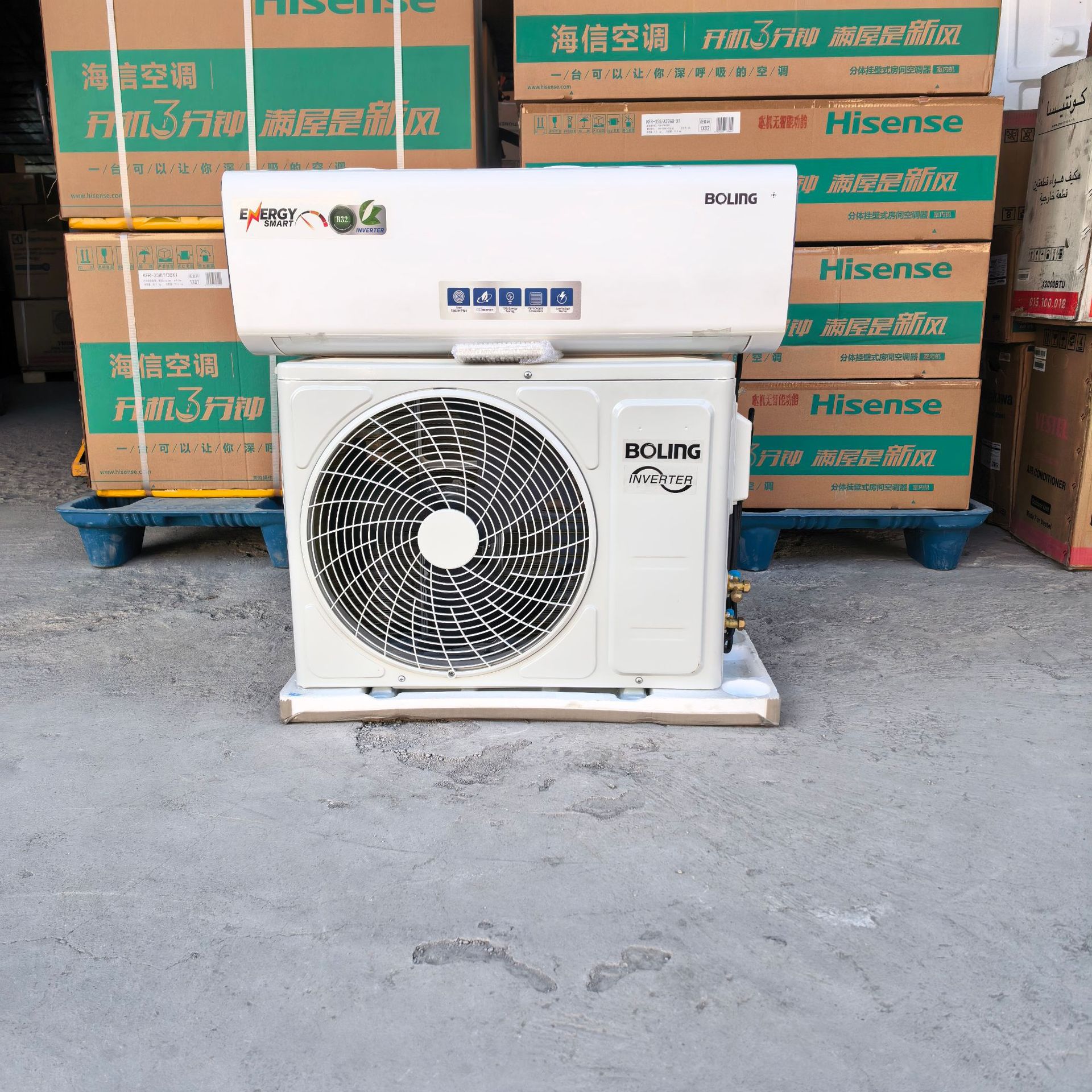 Exportación de comercio exterior 9000 / 12000BTU 1 / 1.5HP 220V / 50hz aire acondicionado colgante inverter refrigerado único