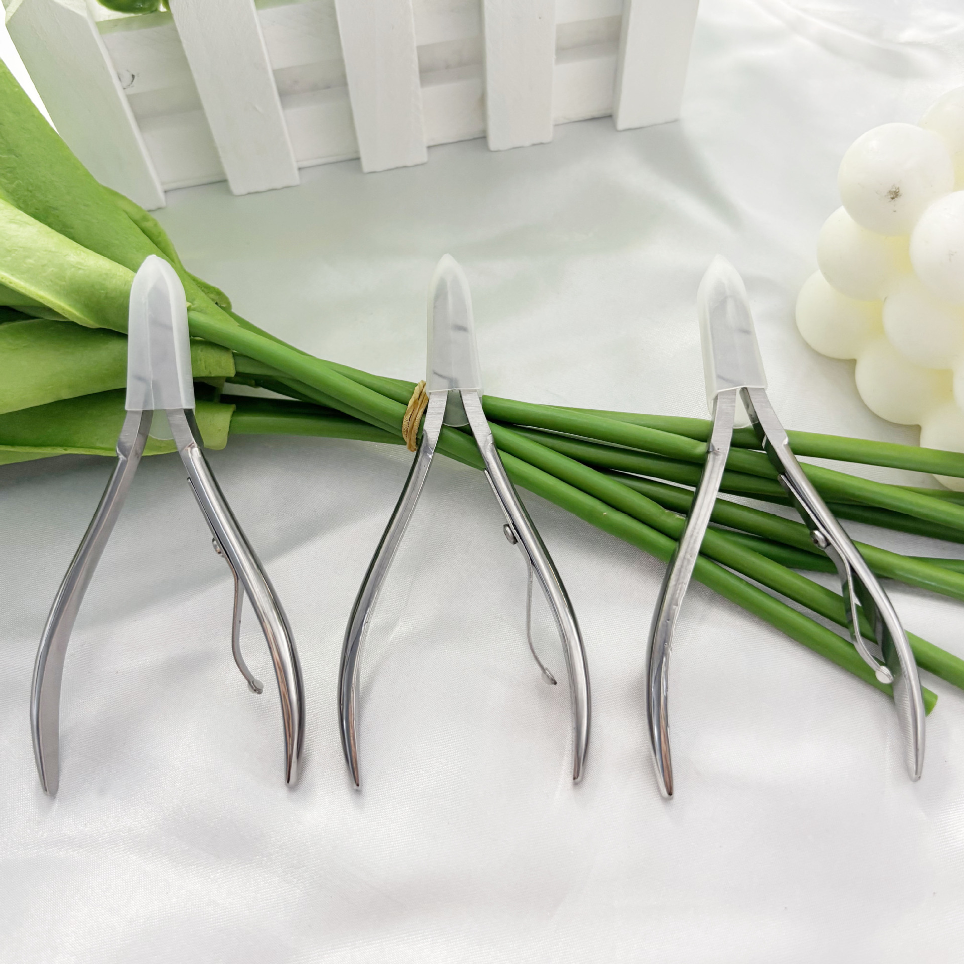 tijeras de manicura especiales para exfoliación de piel muerta tijeras de manicura especial de acero inoxidable pedicura manicura empuje punción cubierta de púas