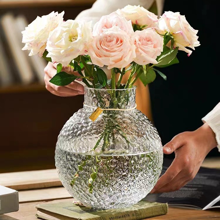 Creative modern glass decorations for living room