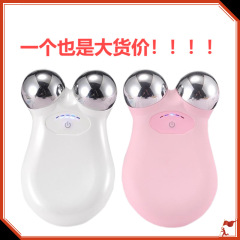 国境を越えた多機能家庭用皮張り導入器の顔が引き締まってやせた顔EMSマイクロ電流若肌美容器