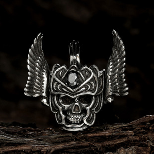 Fashion classic retro jewelry accessories Ghost head pendant Pirate skull pendant Necklace pendant