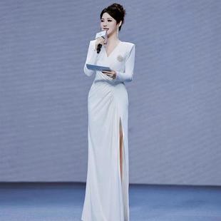 White Long-Sleeved Evening Dress, New French Accessible Luxury Banquet Host Dignified and Elegant Annual Meeting Lady Dress