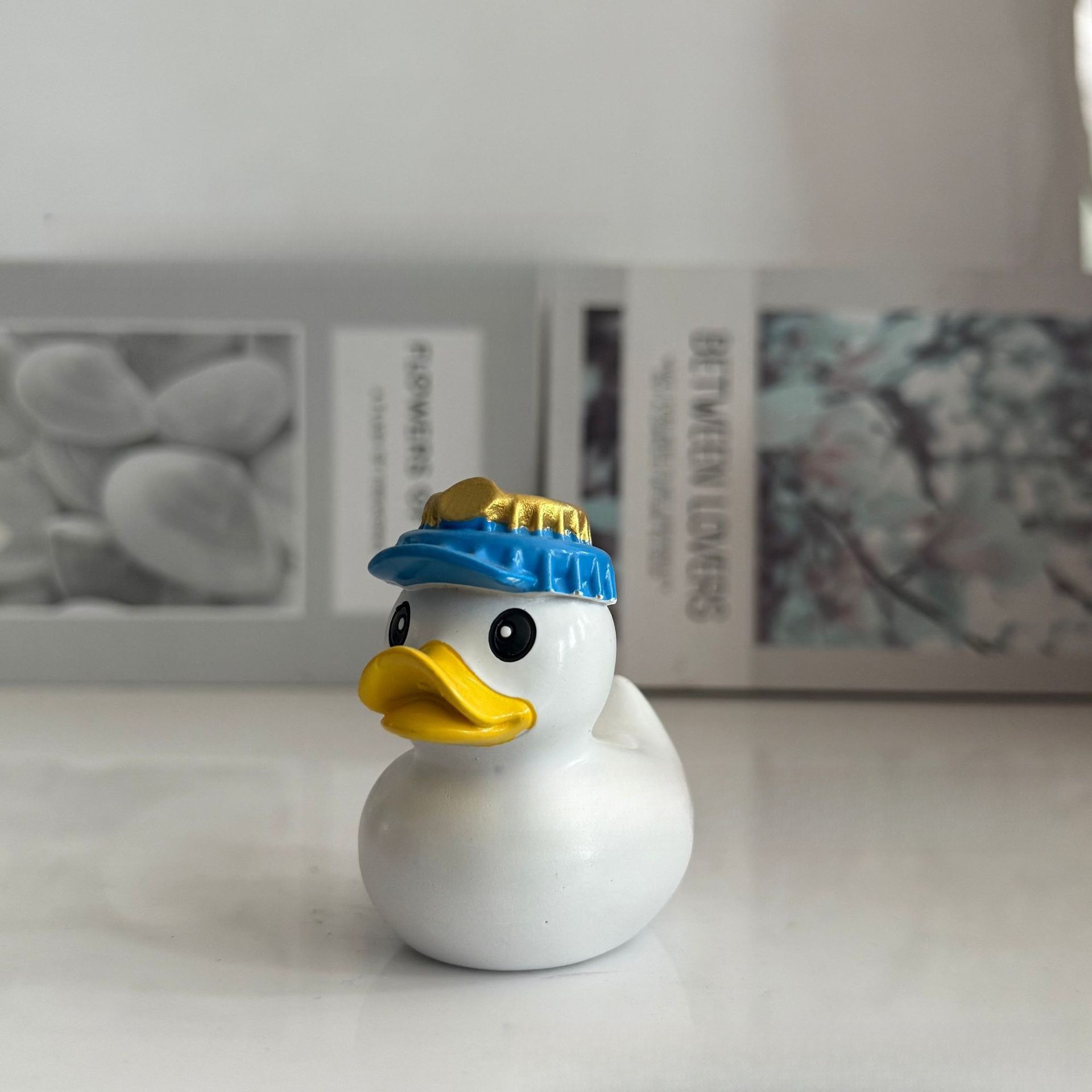 Devil Duck Resin Figurine Ornament For Garden Decoration_voghion.com