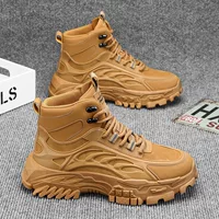 Платформенные ботинки Martens демисезонные ankle boots, массивная подошва, шнуровка, для отдыха