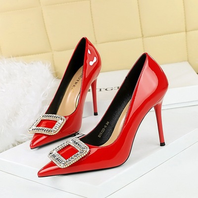 6122-K32 Fashionable High End Pointed Ultra Fine High Heels Lacquer Leather Bright Surface Shallow Mouth Single Shoes Wa