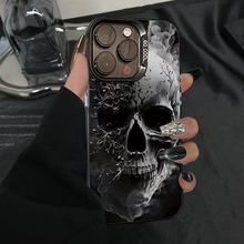 个性骷髅头适用苹果16/15/14手机壳11/12/13Pro/x新款8/7plus彩银