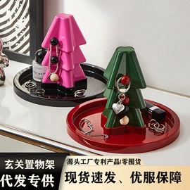 衣钩/挂钩;收纳架;纸巾盒