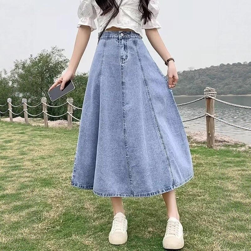 2025 Retro Denim Skirt High-Waisted Fashionable Mid-Length Elastic Waist Covering the Hips Slimming Drapey Umbrella Skirt Wholesale