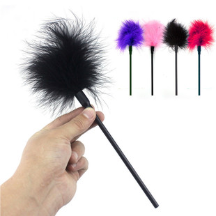 Manufacturers produce women's fun feather sticks sm alternative training teasing feather brush husband and wife flirting stimulation toys