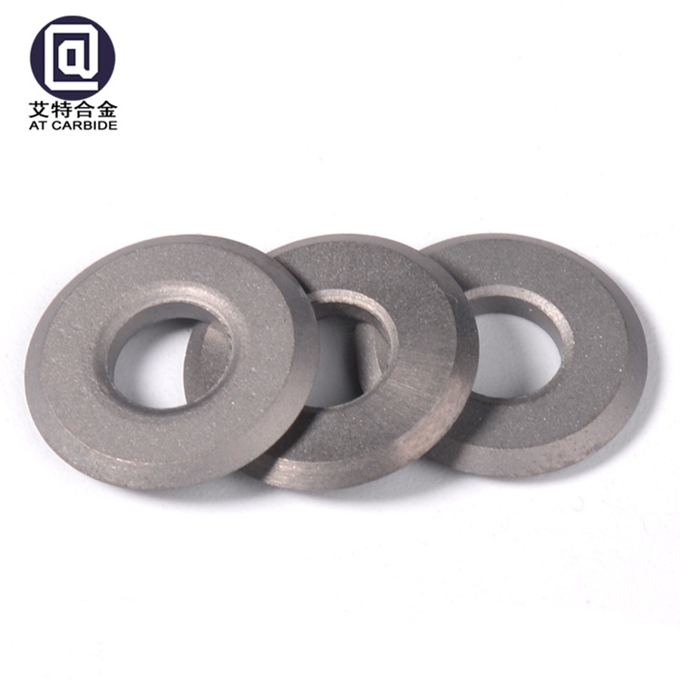 yg8硬质合金小圆片钨钢片切片碳化钨圆刀 yl10.2钨钢圆片切刀