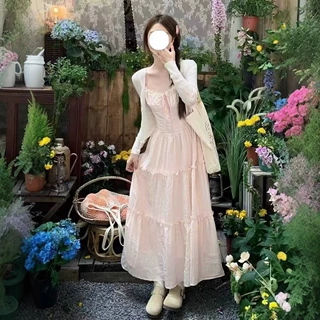 2026女夏清新粉色蕾丝吊带连衣裙夏季收腰蛋糕长裙子度假风