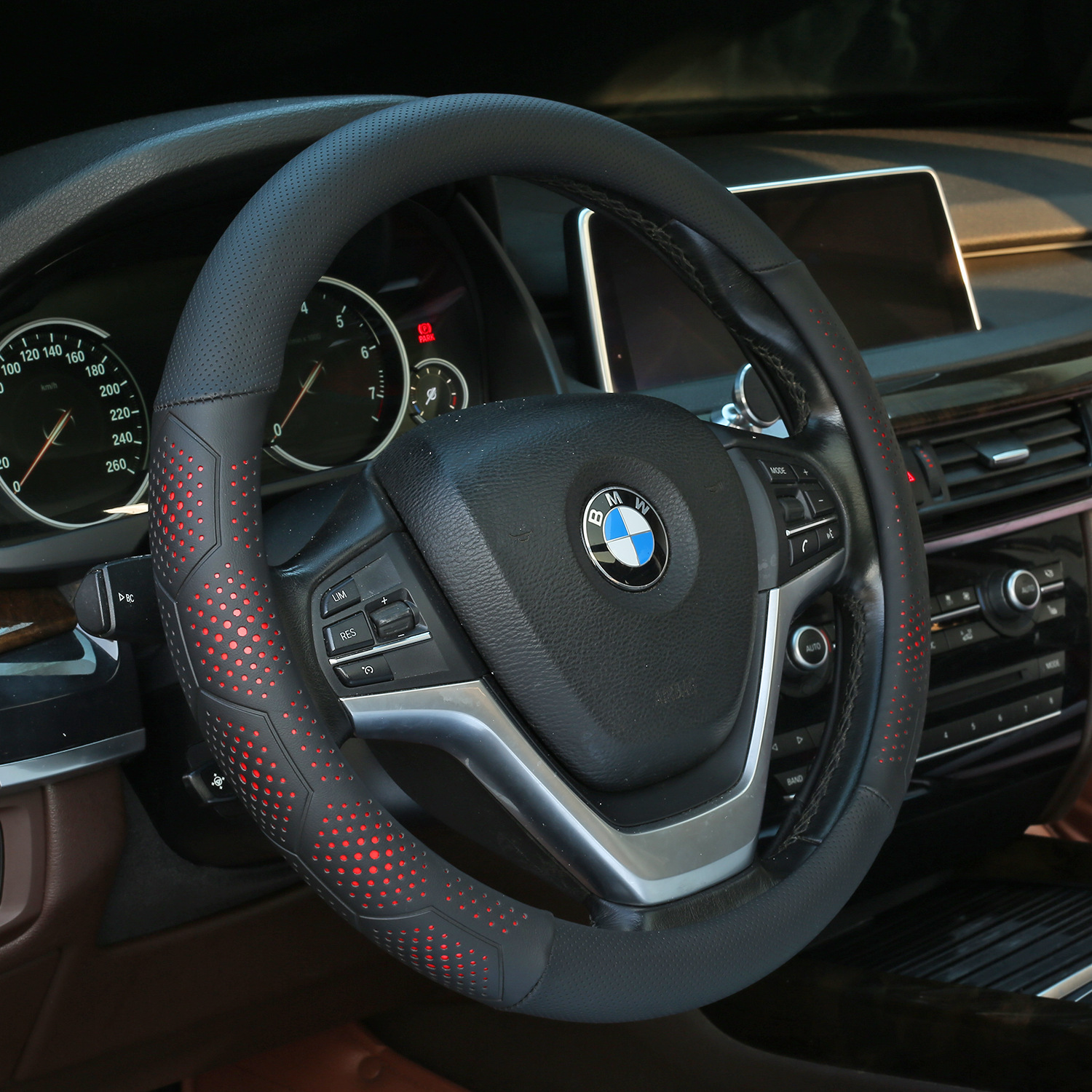 Amazon car steering wheel cover four seasons universal three-dimensional embossed elastic leather sports fashion car handle cover