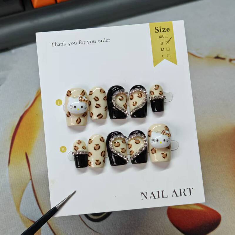 Wearable Autumn Elegance】Leopard Print Hello Kitty Heart-Shaped Y2K Nail Art Handmade Wearable Nails Cute Whitening Patches Wearable Autumn Elegance】Leopard Print Hello Kitty Heart-Shaped Y2K Nail Art Handmade Wearable Nails Cute Whitening Patches