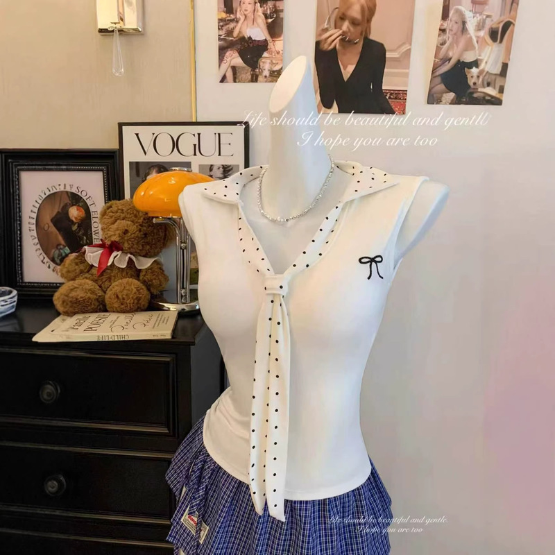 Sexy V-Neck Polka Dot Tie Camisole for Women, Spring American Style Lapel Bow Embroidered Sleeveless Top with Chest Pads