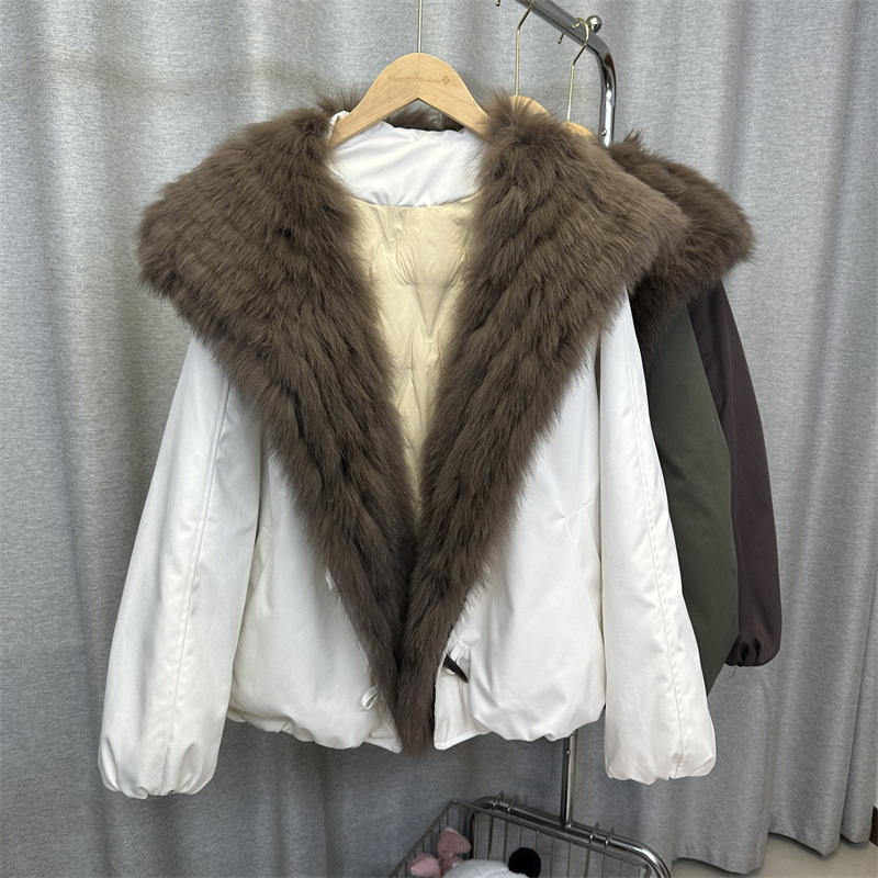 Fox Fur Large Fur Collar Parka Goose down Jacket Women's Short 2025 Winter New Horn Button Style Jacket Trendy
