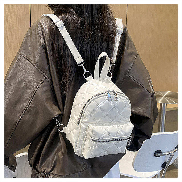 菱格圧痕ファッション清新シンプルファッションリュックサック女性通勤学生クラス個性純色リュックサック|undefined