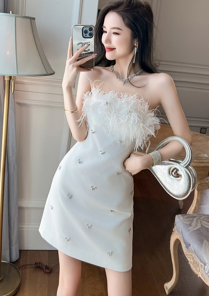 Váy trắng dự tiệc sinh nhật phong cách người nổi tiếng đính lông thú và kim cương — Màu trắng chi tiết 6