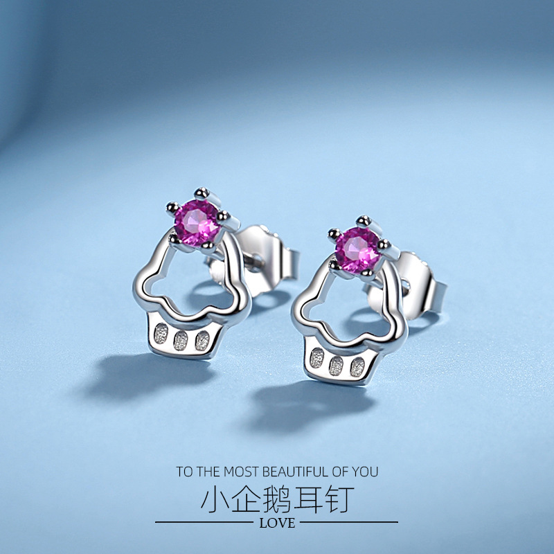 Lindo pequeña cesta de flores pendientes de plata esterlina de las mujeres S925 micro diamante-incrustado estilo japonés y coreano Red pendientes rojos creativo cesta de flores portátil