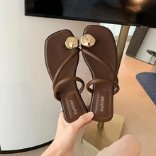 ���ы�ͬ�� �ļ��r��ƽ�׷��^����b�һ�֎��Aֺ��ЬŮ��Ƥ��Ь