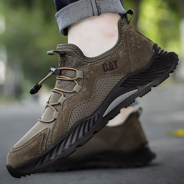 casual footwear