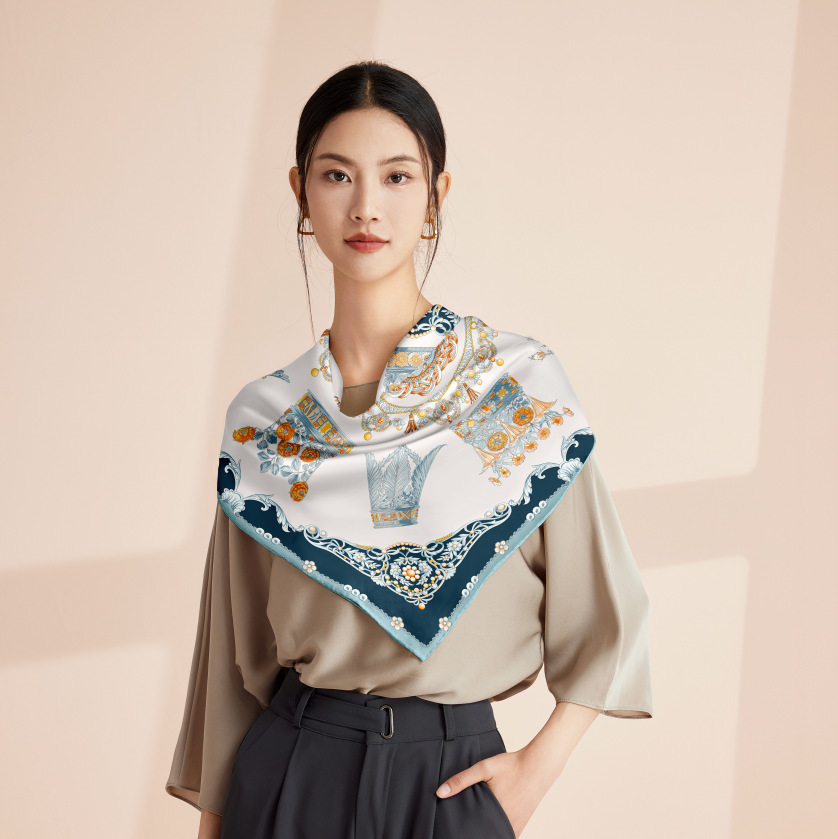 Foulard in seta di gelso di lusso - sciarpa quadrata crepe satin_voghion.com