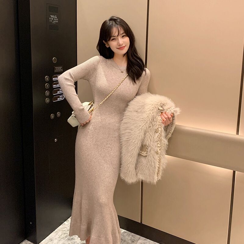 Fall/Winter 2022 New Women's French Thickened Long Dress Over Knee Base Sweater Knitted Fishtail Dress Fall/Winter 2022 New Women's French Thickened Long Dress Over Knee Base Sweater Knitted Fishtail Dress