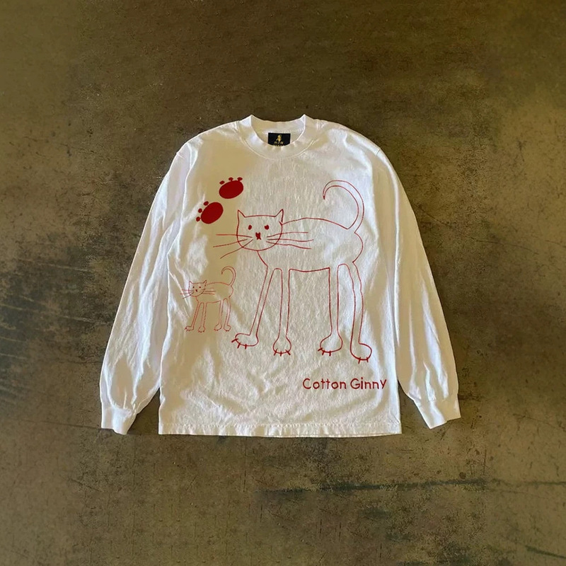 Make money for charity! Three-needle 310 pure cotton double yarn! Upward Hero American-style couple's long-sleeve T-shirt for women and men Make money for charity! Three-needle 310 pure cotton double yarn! Upward Hero American-style couple's long-sleeve T-shirt for women and men