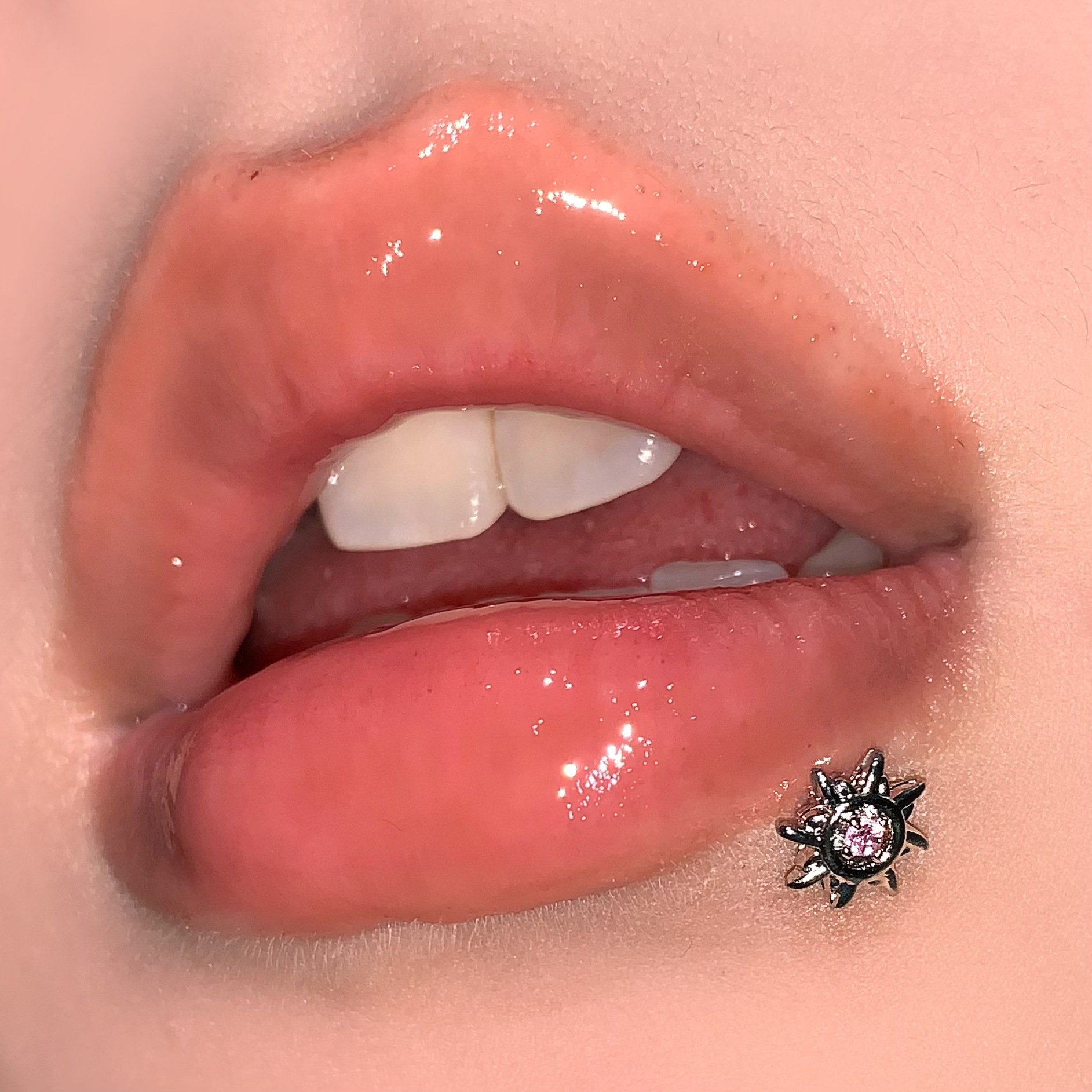 Pointed labret stud close-up product detail