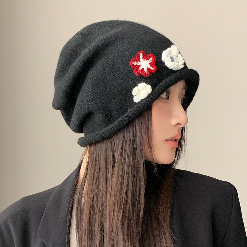 韓国風の甘い花のパイル帽子、防風性と暖かいウールの帽子、春と秋の新しい多用途の帽子、女性の顔が見える小さな防寒帽子|undefined