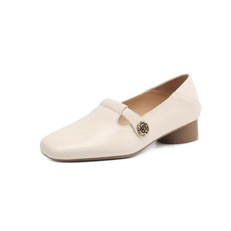 Nuevos zapatos fragantes pequeños, cuero suave, cómodo, suave, ligero, lujo, nicho, retro, primavera, nuevos zapatos de mujer, corte bajo, comercio exterior transfronterizo